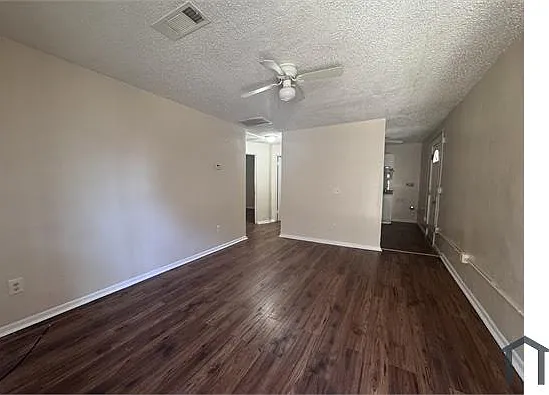 557 Simmons St NW #B — Photo 12