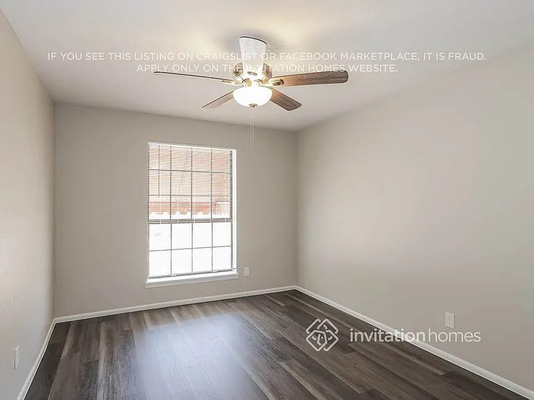 15230 N 19th Pl — Photo 11