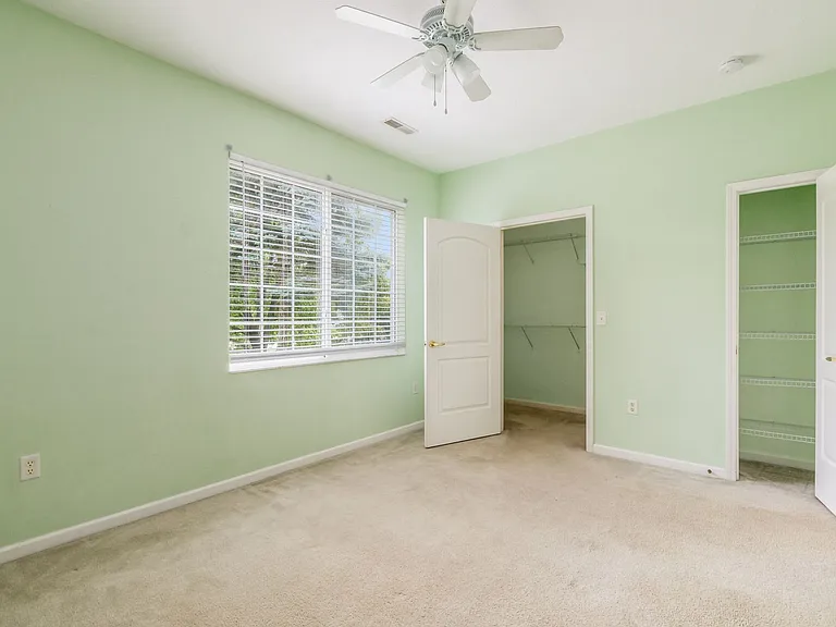 8057 Cranes Crossing Dr — Photo 22