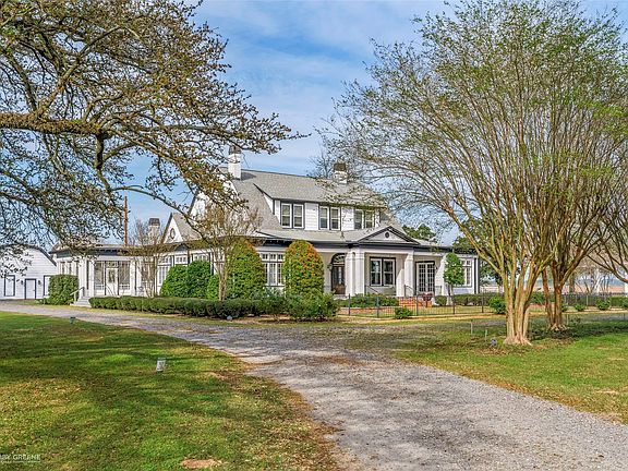 3rd image of 8265 Cornhusker Rd