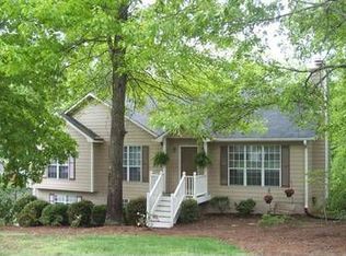 4699 Boyer Glen Dr, Douglasville, GA 30135