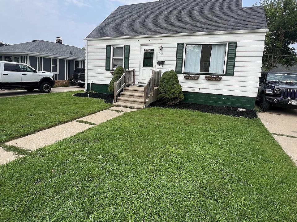 1st image of 5405 42nd AVENUE