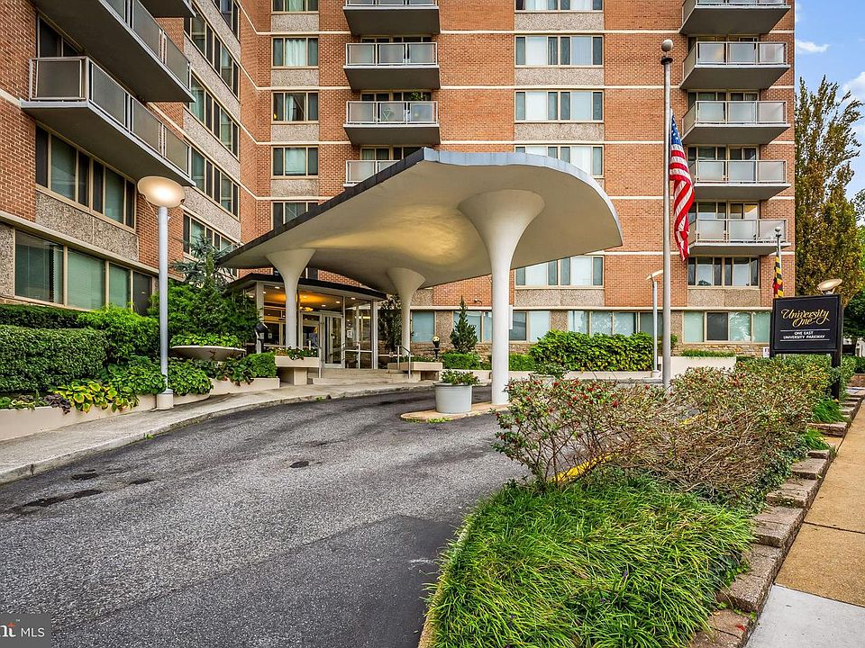 1st image of 1 E University Pkwy Unit 1303