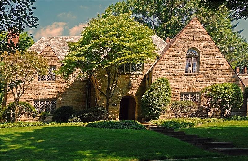 1st image of 55 Hoodridge Dr