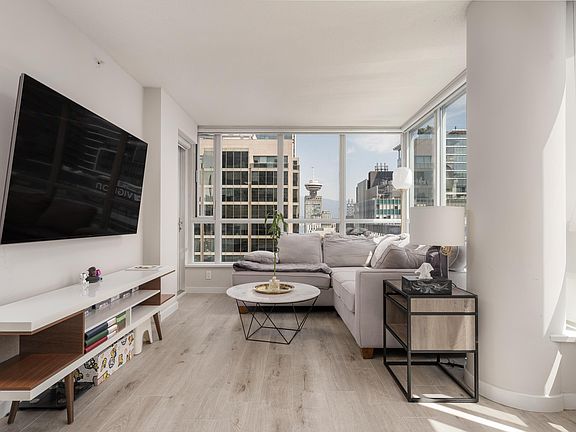 3rd image of 833 Seymour St #1503