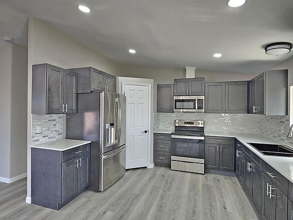 3rd image of 27862 N 203RD Avenue N