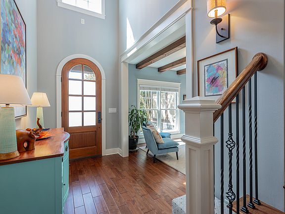 5th image of 575 Blue Canyon Ln