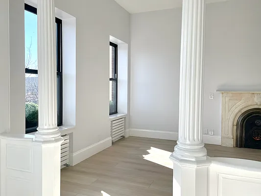 Rented by (Legacy) Elegran | media 19