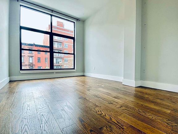5th image of 480 Washington Ave #B1