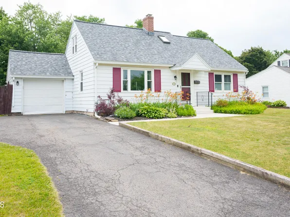 1344 Sumner Avenue, Schenectady, NY 12309
