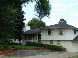 1306 Smith Ave S, West Saint Paul, MN 55118