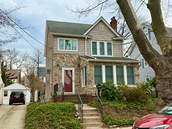 2nd image of 4623 Arcadia Ln