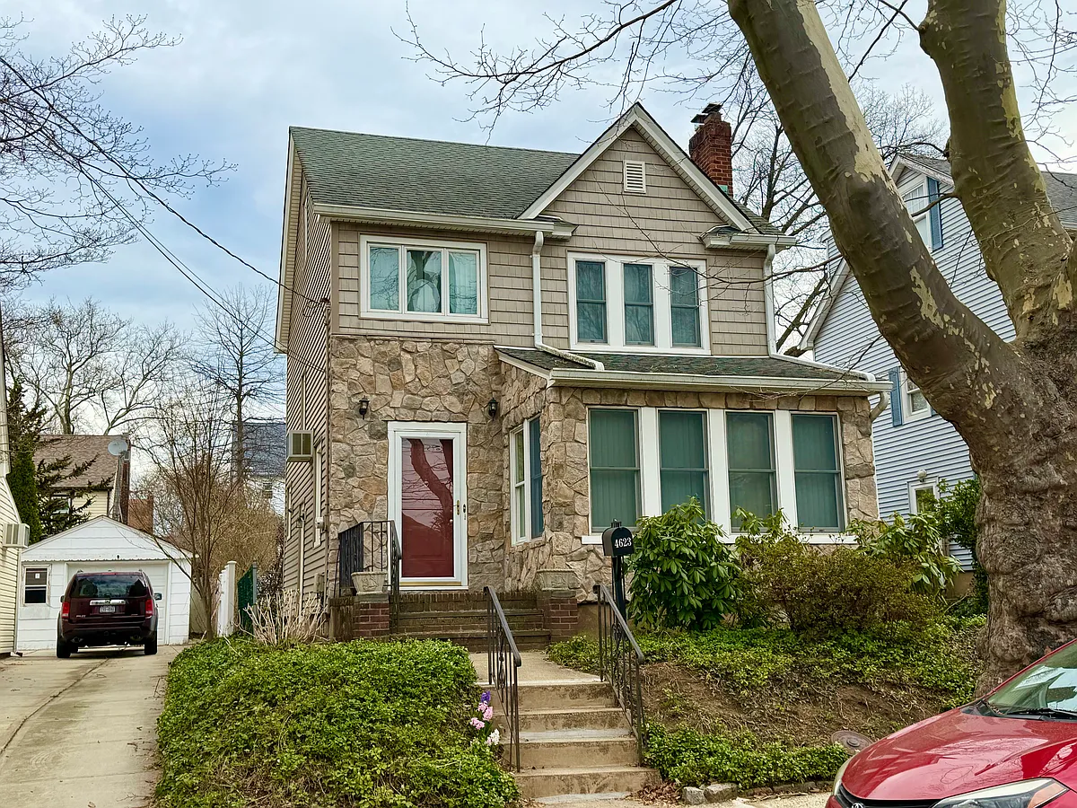 Building Photo - 4623 Arcadia Ln