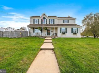 137 Neptune Dr, Manahawkin, NJ 08050