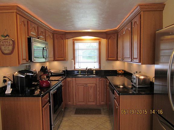 3rd image of 6336 Hiram Ave