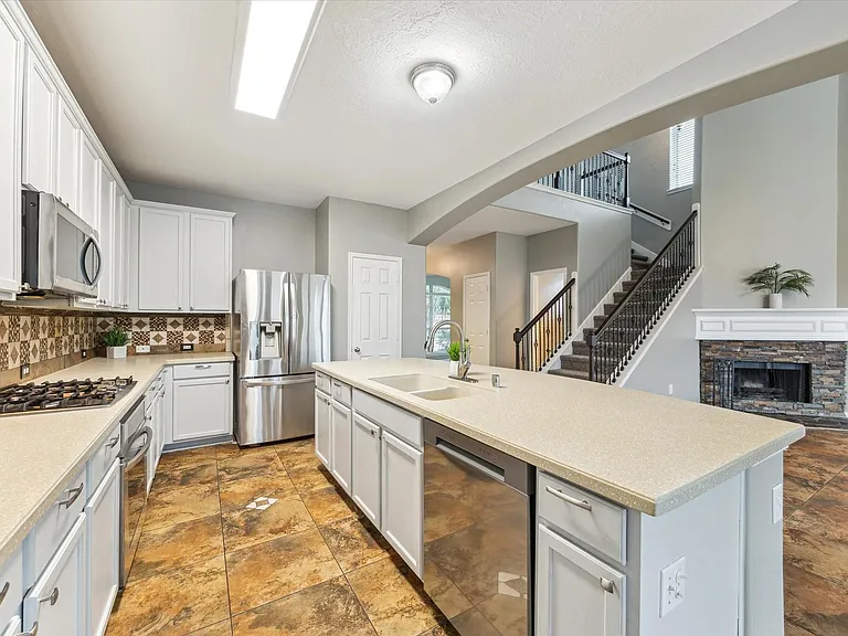 3122 Schumann Oaks Dr — Photo 11
