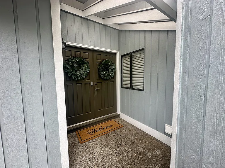 SW Summer Lake Dr — Photo 7