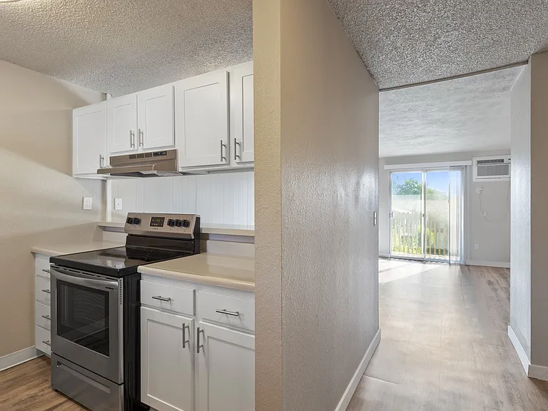 Peaks at Meadow Ridge — Photo 15