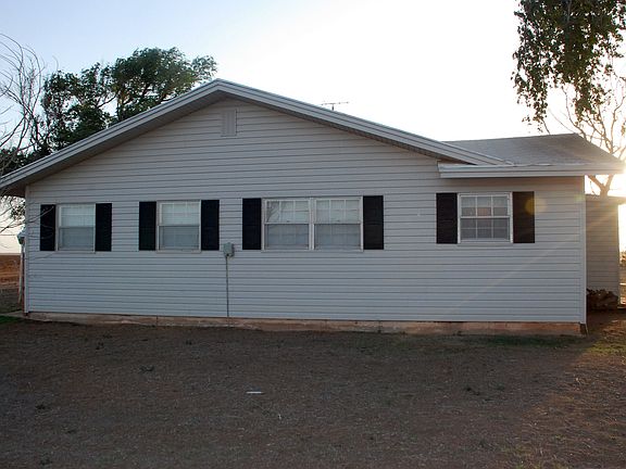 3rd image of 1230 County Road 140