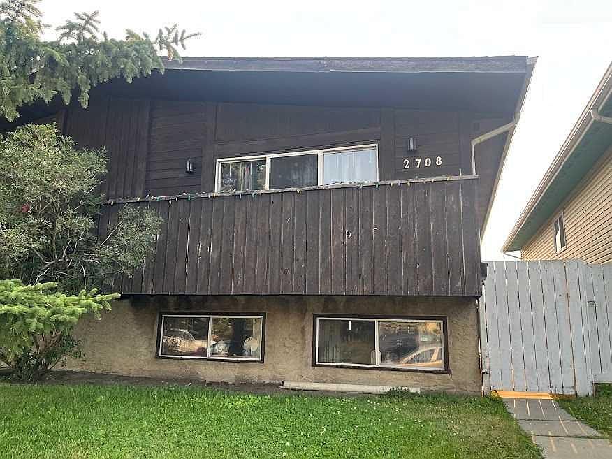 1st image of 2708 W 46th St SE