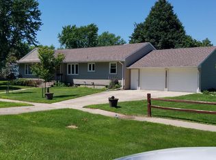 303 E Main St, Rembrandt, IA 50576