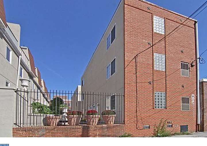 1st image of 1019 Latona St