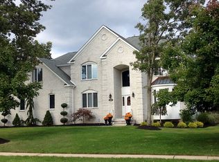 2287 Forest Ridge Ct, Toms River, NJ 08755