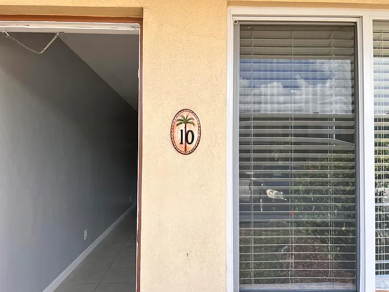 2309 S Federal Hwy #10 — Photo 10