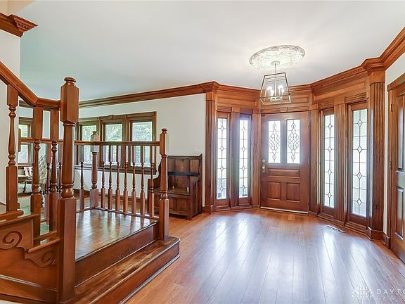 3rd image of 1894 Shore Dr