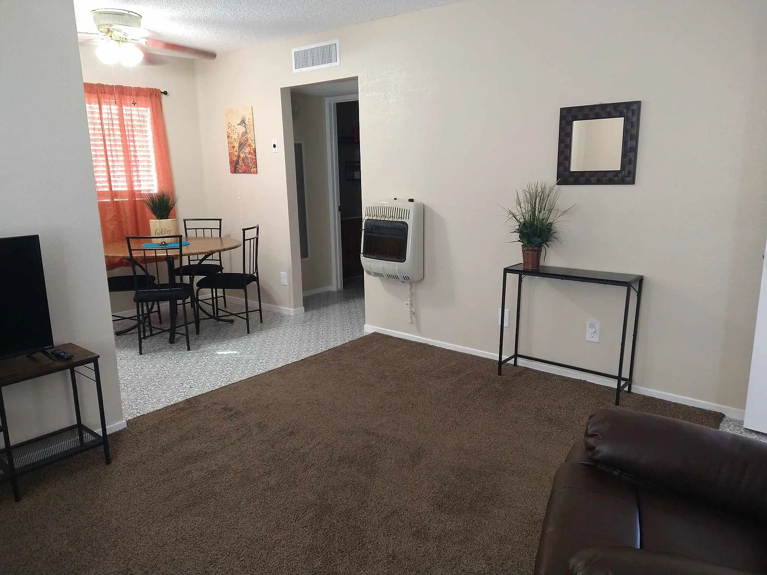 2304 E Jagerson Ave — Photo 3