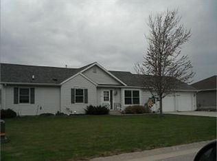 307 2nd Ave NW, West Bend, IA 50597