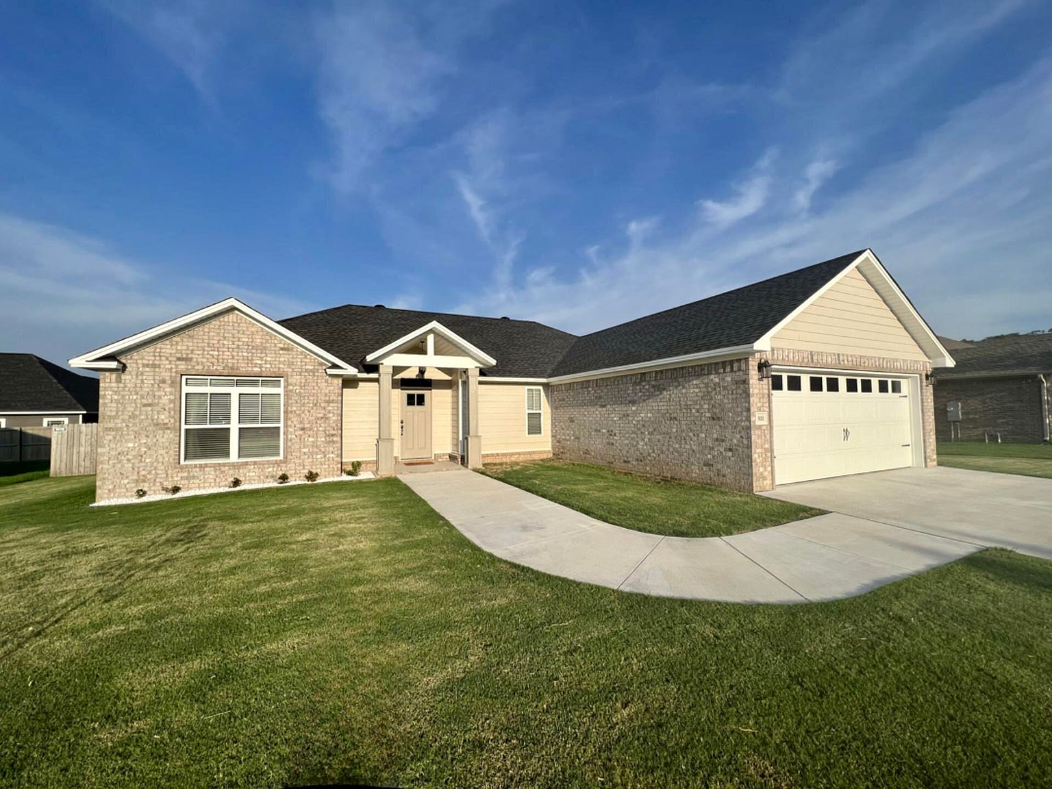 811 Lindsey Ln, Russellville, AR 72801 Zillow