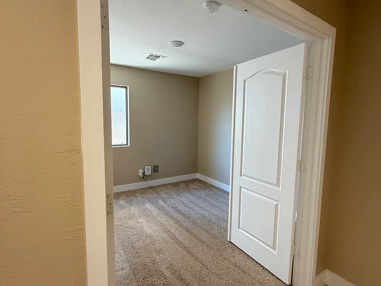 19537 N Sandalwood Dr — Photo 29