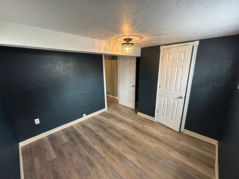 412 S 10th St #2 — Photo 13
