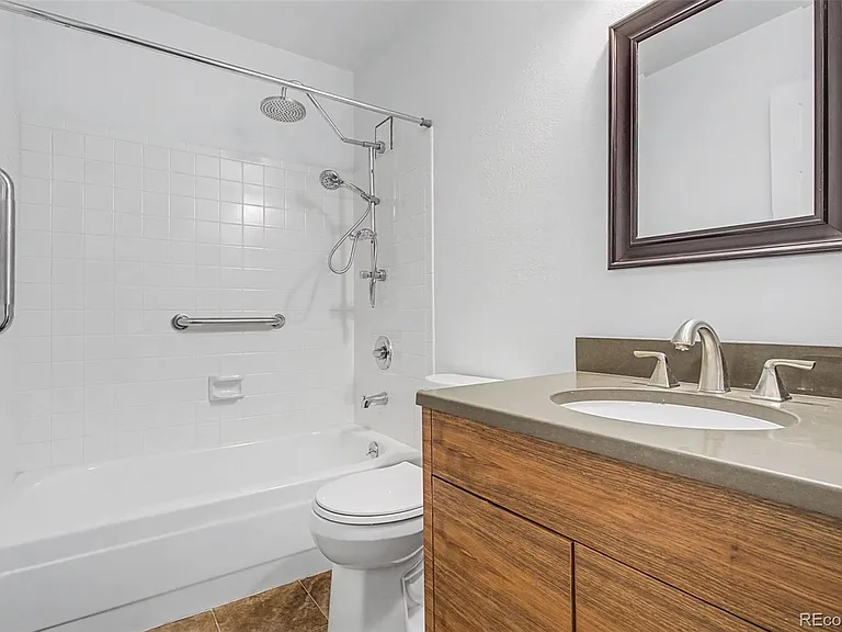 13743 E Marina Dr #A — Photo 28