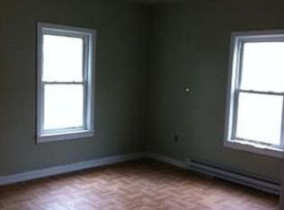 28 Beach St #1, Marlborough, MA 01752