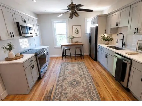 9 Woodville Park Floor 2, Roxbury, MA 02119