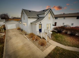 413 E Livingston St, Pontiac, IL 61764