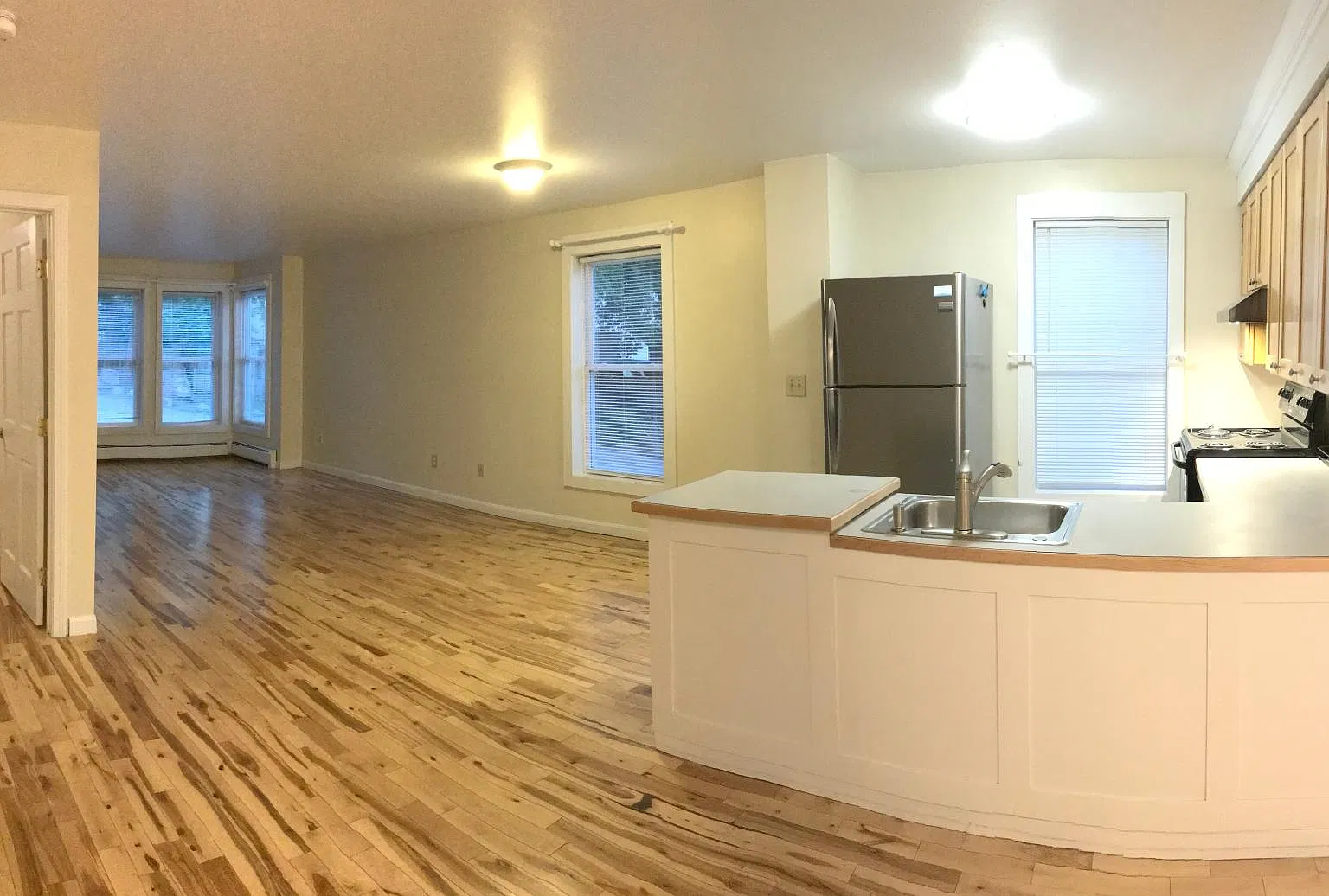 LARGE OPEN FLOOR PLAN