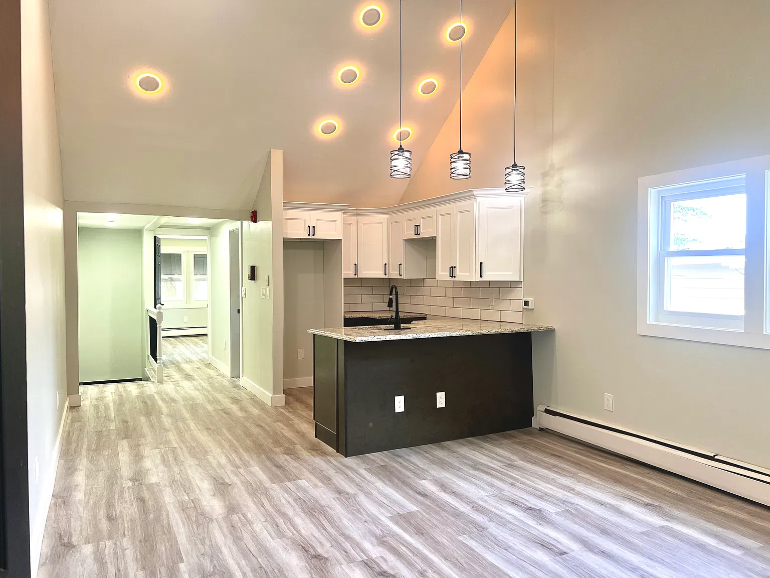 2 bed, $2,500 — Photo 3