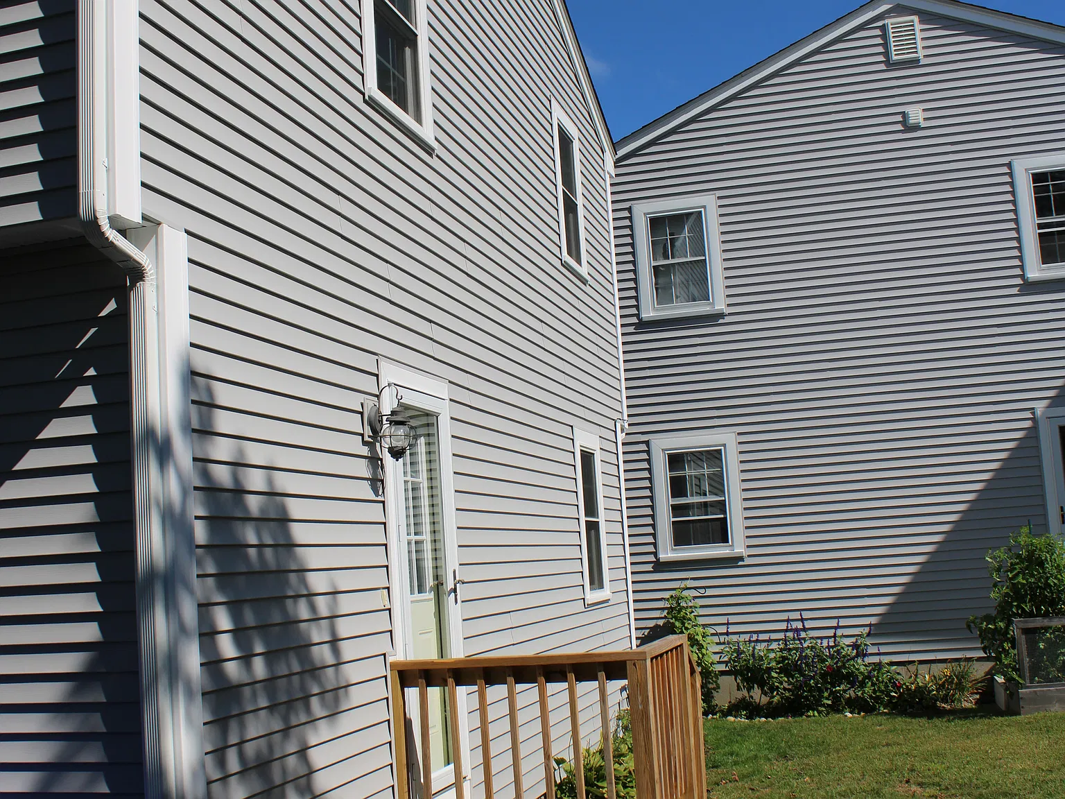 2 bed, 1.5 bath, 1278 sqft, $2,450 — Photo 3