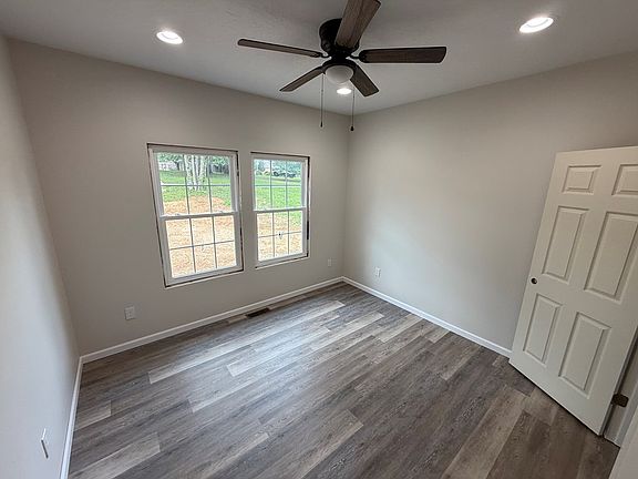 4th image of 103 Lab Dr