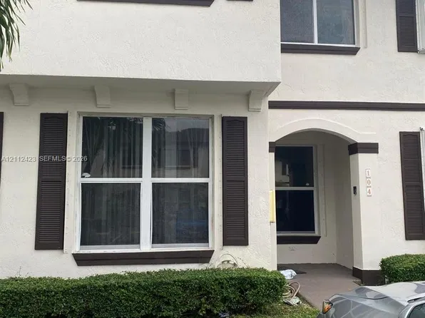 8555 SW 152nd Ave APT 104, Miami, FL 33193