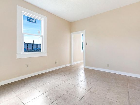 5th image of 8821 Cohn St