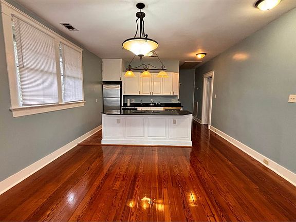 3rd image of 5010 S Claiborne Ave #A