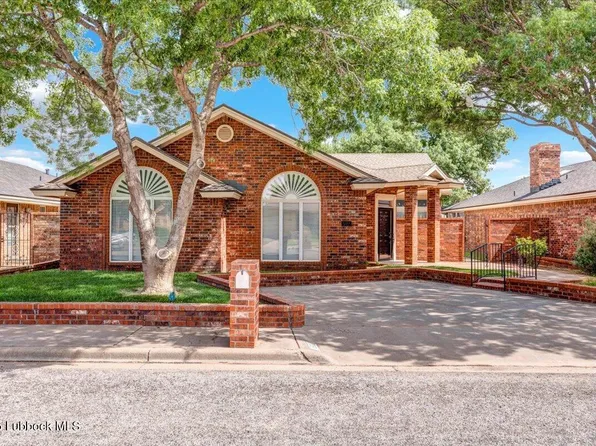 607 Poplar St, Levelland, TX 79336