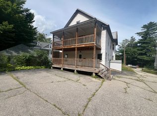 325 Penobscot St #B, Rumford, ME 04276