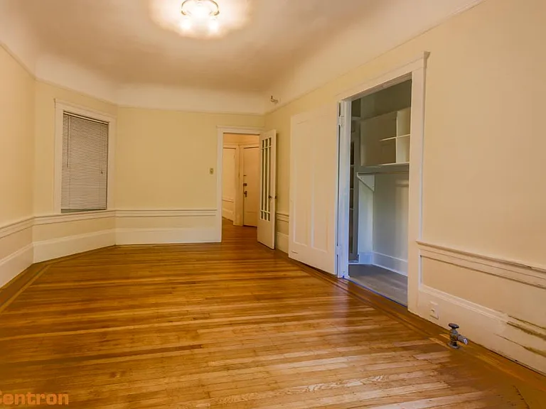 1440 Clay St #2A — Photo 4