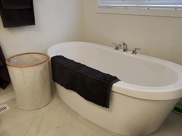 1005 Parabolica Way — Photo 9