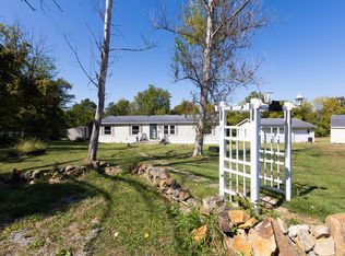 1711 Sulphur Lick Rd, Frankfort, OH 45628